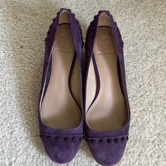 Tory Burch Colt Studded Purple Suede Pumps New - Picture 6 of 6
